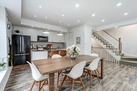 Photo 14 at 36 - 70 Eastwood Park Garden, Long Branch, Toronto
