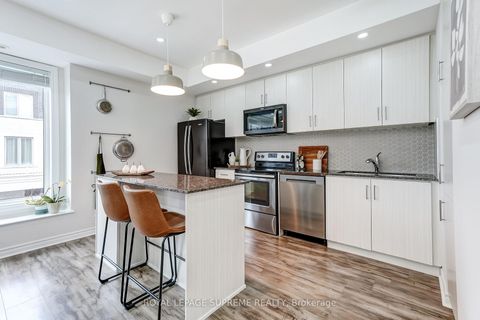 Photo 17 at 36 - 70 Eastwood Park Garden, Long Branch, Toronto