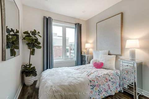 Photo 23 at 36 - 70 Eastwood Park Garden, Long Branch, Toronto