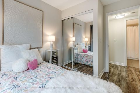 Photo 24 at 36 - 70 Eastwood Park Garden, Long Branch, Toronto