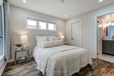 Photo 25 at 36 - 70 Eastwood Park Garden, Long Branch, Toronto