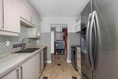 Photo 7 at 44 Knicely Road, Painswick North, Barrie