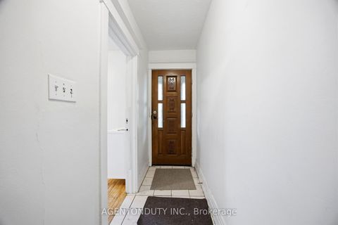 Photo 3 at 51 Perth Avenue, Dufferin Grove, Toronto