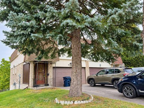 Photo 1 at 69 Yatesbury Road, Steeles, Toronto