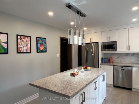 Photo 3 at 69 Yatesbury Road, Steeles, Toronto