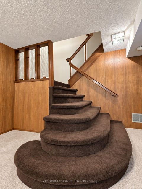 Photo 21 at 69 Yatesbury Road, Steeles, Toronto