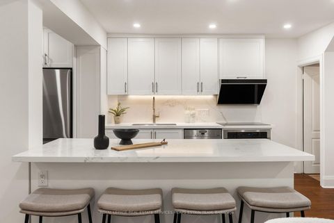 Photo 16 at 231 Heath Street E, Moore Park, Toronto