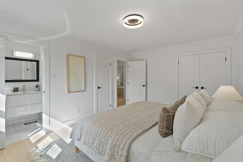 Photo 23 at 15 Bell Royal Court, Humber Valley, Toronto