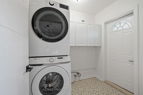 Photo 34 at 15 Bell Royal Court, Humber Valley, Toronto
