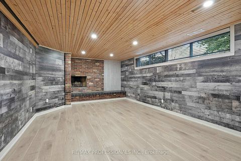 Photo 36 at 15 Bell Royal Court, Humber Valley, Toronto