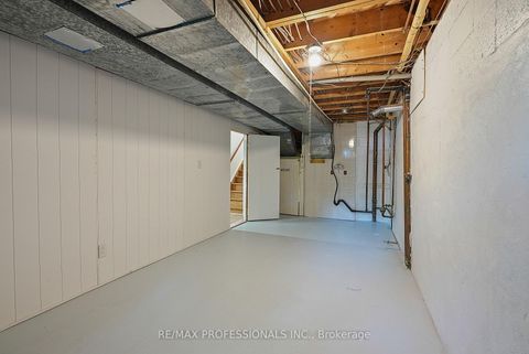 Photo 38 at 15 Bell Royal Court, Humber Valley, Toronto