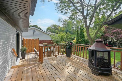 Photo 39 at 15 Bell Royal Court, Humber Valley, Toronto