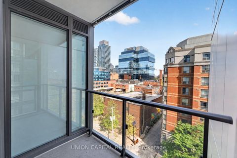 Photo 8 at 609 - 70 Princess Street, Waterfront Communities C8, Toronto