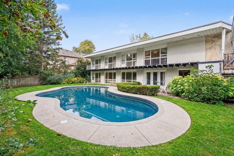 Photo 6 at 11 Suncrest Drive, York Mills, Toronto