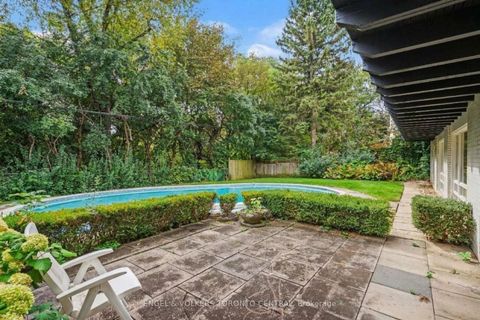 Photo 7 at 11 Suncrest Drive, York Mills, Toronto