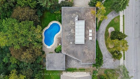 Photo 9 at 11 Suncrest Drive, York Mills, Toronto