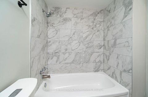 Photo 5 at 1004 - 720 Spadina Avenue, University, Toronto