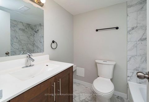 Photo 6 at 1004 - 720 Spadina Avenue, University, Toronto