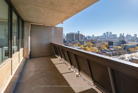 Photo 10 at 1004 - 720 Spadina Avenue, University, Toronto