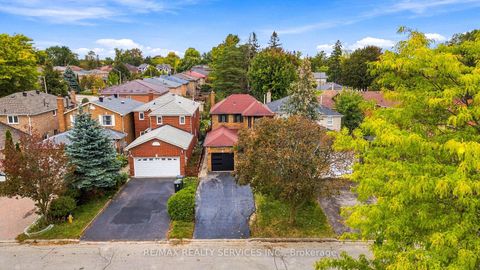 Photo 4 at 6 Scarbell Drive, Highland Creek, Toronto