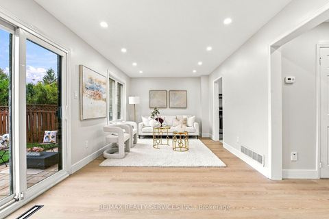 Photo 11 at 6 Scarbell Drive, Highland Creek, Toronto