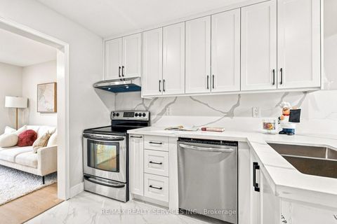 Photo 17 at 6 Scarbell Drive, Highland Creek, Toronto
