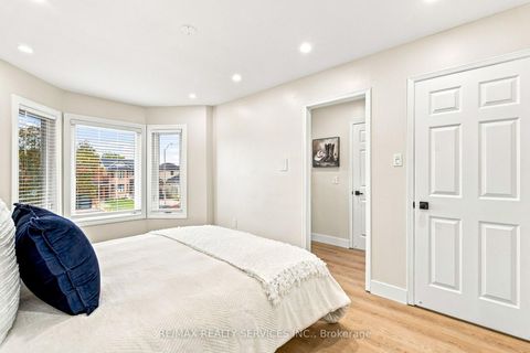 Photo 23 at 6 Scarbell Drive, Highland Creek, Toronto