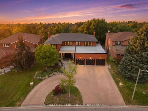 Photo 0 at 98 Cairnburg Place, Islington Woods, Vaughan