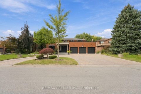Photo 2 at 98 Cairnburg Place, Islington Woods, Vaughan