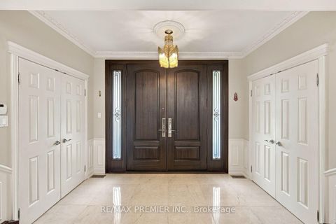 Photo 6 at 98 Cairnburg Place, Islington Woods, Vaughan