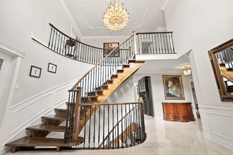 Photo 7 at 98 Cairnburg Place, Islington Woods, Vaughan