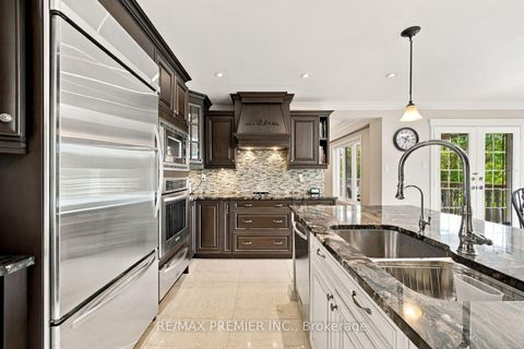 Photo 17 at 98 Cairnburg Place, Islington Woods, Vaughan