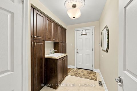 Photo 26 at 98 Cairnburg Place, Islington Woods, Vaughan