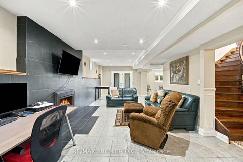 Photo 42 at 98 Cairnburg Place, Islington Woods, Vaughan