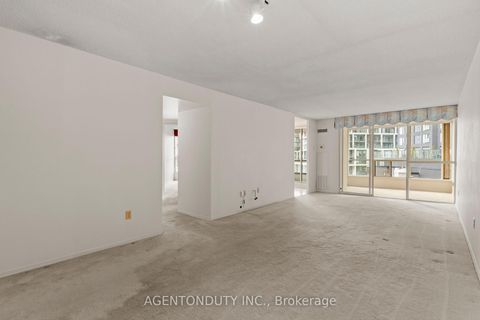 Photo 9 at 1003 - 30 Holly Street, Mount Pleasant West, Toronto