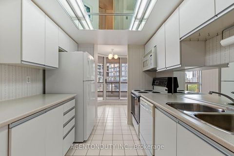 Photo 18 at 1003 - 30 Holly Street, Mount Pleasant West, Toronto