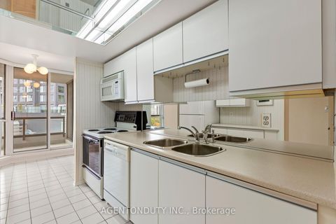 Photo 19 at 1003 - 30 Holly Street, Mount Pleasant West, Toronto