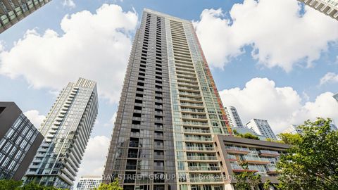 Photo 1 at 316 - 85 Queens Wharf Road, Waterfront Communities C1, Toronto