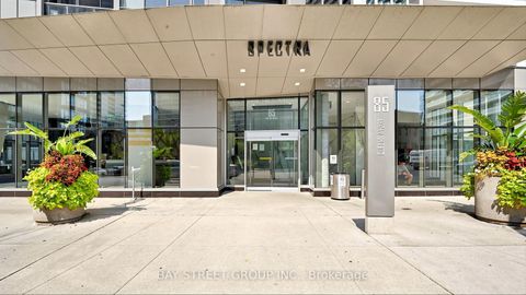 Photo 4 at 316 - 85 Queens Wharf Road, Waterfront Communities C1, Toronto