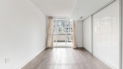 Photo 19 at 316 - 85 Queens Wharf Road, Waterfront Communities C1, Toronto