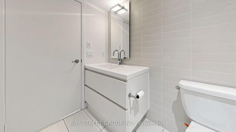 Photo 22 at 316 - 85 Queens Wharf Road, Waterfront Communities C1, Toronto