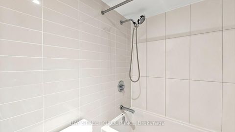 Photo 23 at 316 - 85 Queens Wharf Road, Waterfront Communities C1, Toronto