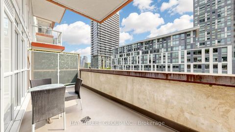 Photo 25 at 316 - 85 Queens Wharf Road, Waterfront Communities C1, Toronto