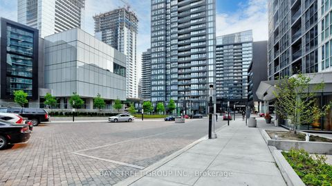 Photo 37 at 316 - 85 Queens Wharf Road, Waterfront Communities C1, Toronto