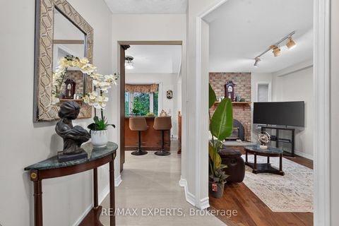 Photo 3 at 155 Stephen Street, North Richvale, Richmond Hill