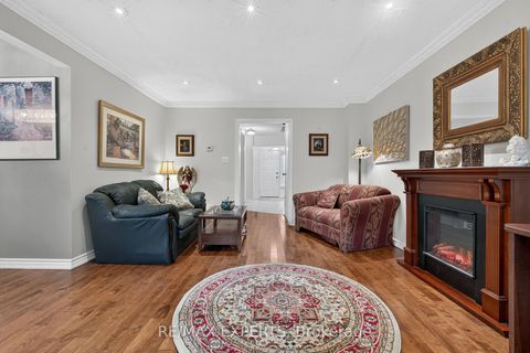 Photo 14 at 155 Stephen Street, North Richvale, Richmond Hill