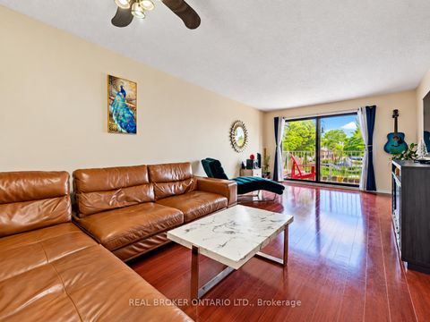 Photo 4 at 54 Millhouse Crescent, Rouge E11, Toronto
