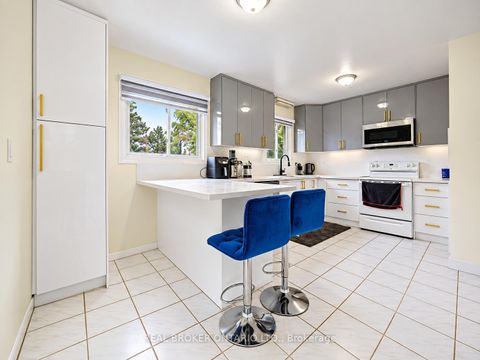 Photo 12 at 54 Millhouse Crescent, Rouge E11, Toronto