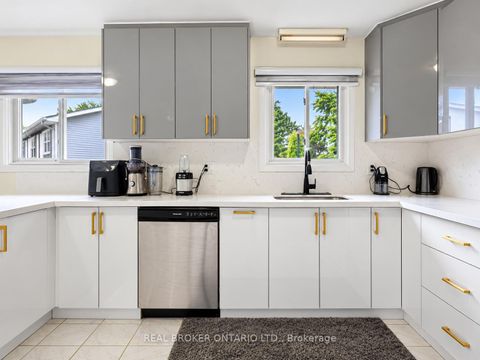 Photo 13 at 54 Millhouse Crescent, Rouge E11, Toronto