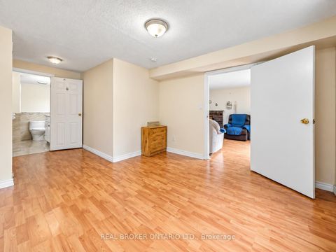 Photo 17 at 54 Millhouse Crescent, Rouge E11, Toronto